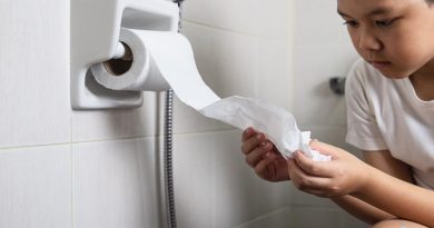 Terceirizada deixa escolas e creches municipais sem papel higiênico e sabonete segundo revelou o Portal Porque Terceirizada deixa escolas e creches municipais sem papel higiênico e sabonete segundo revelou o Portal Porque